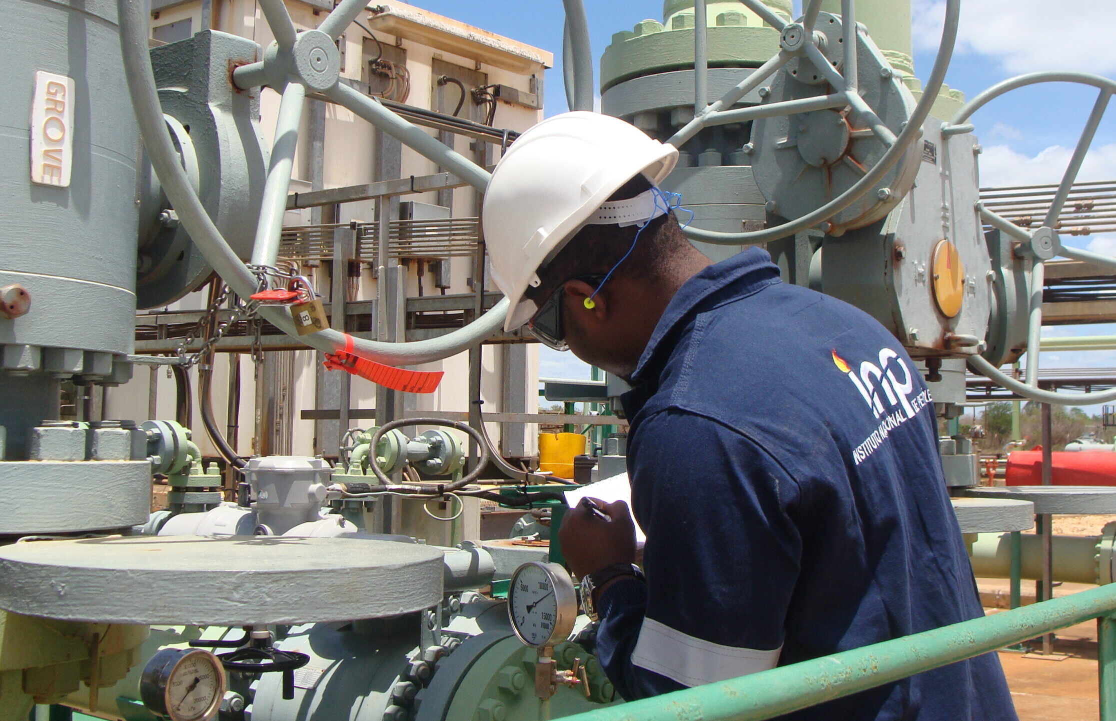 DSC07581 - Copy - Copy